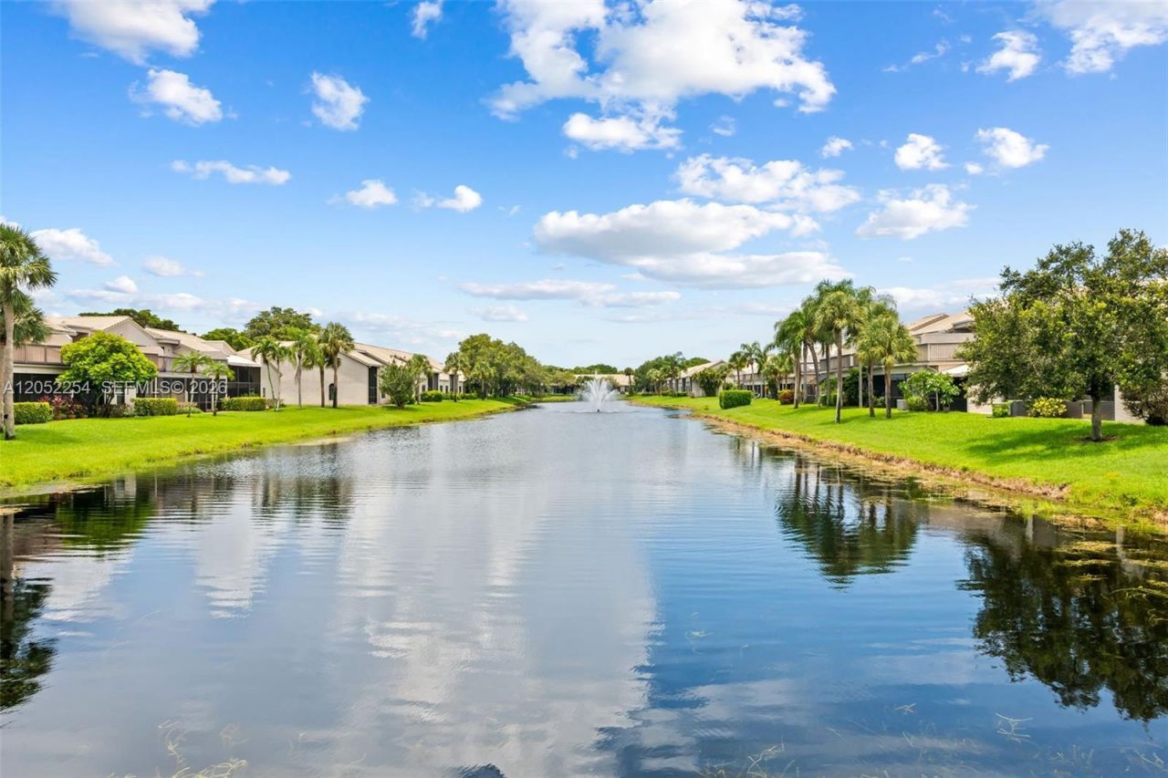5285 Monterey Circle, Unit I-(60), Delray Beach, FL 33484 Photo