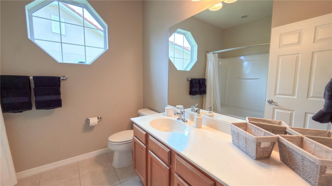 3880 82nd Avenue Circle E, Unit 101, Sarasota, FL 34243 Photo