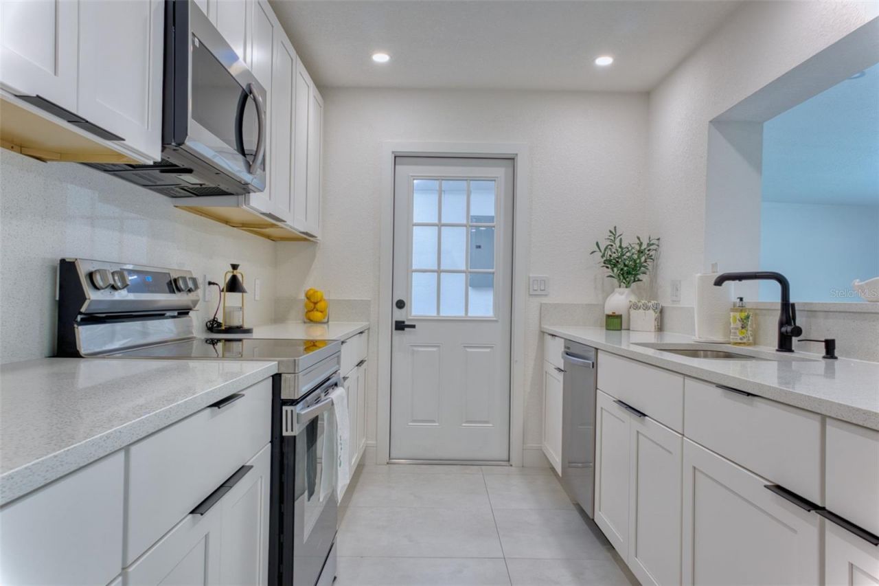1397 83rd Avenue N, Saint Petersburg, FL 33702 Photo