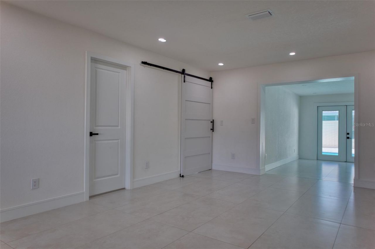 1397 83rd Avenue N, Saint Petersburg, FL 33702 Photo