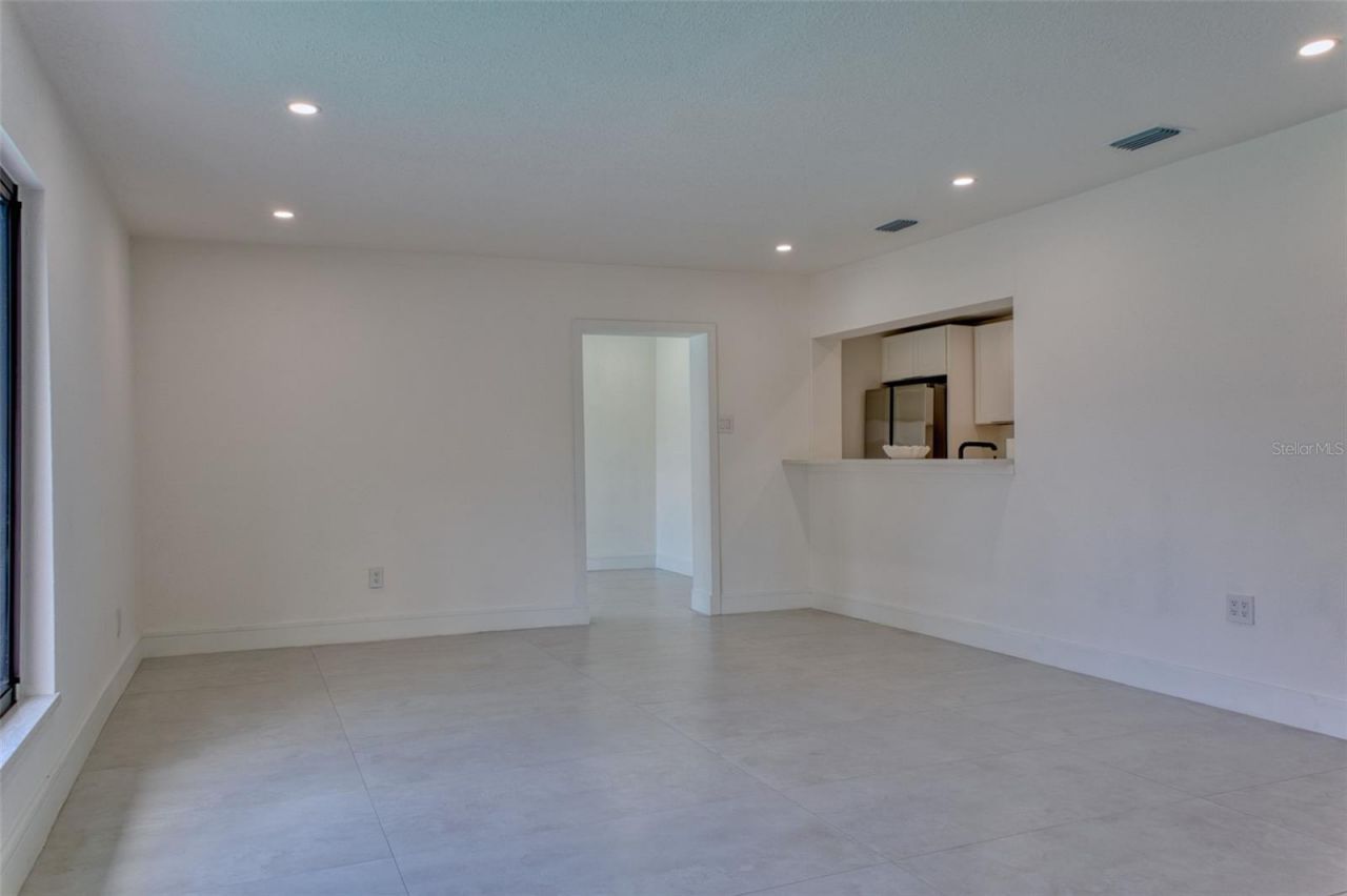 1397 83rd Avenue N, Saint Petersburg, FL 33702 Photo