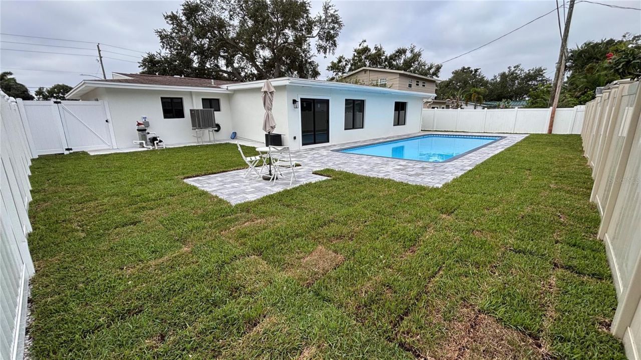1397 83rd Avenue N, Saint Petersburg, FL 33702 Photo