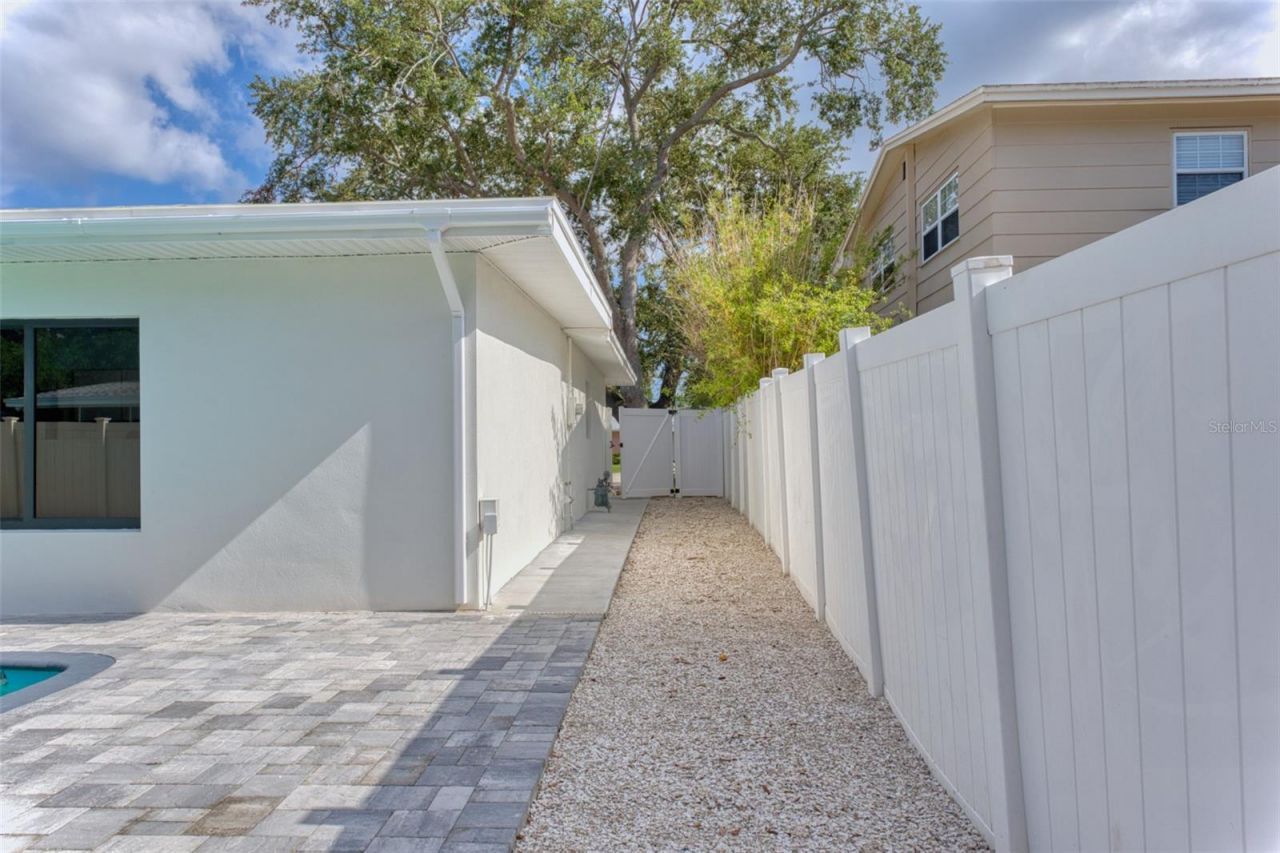 1397 83rd Avenue N, Saint Petersburg, FL 33702 Photo