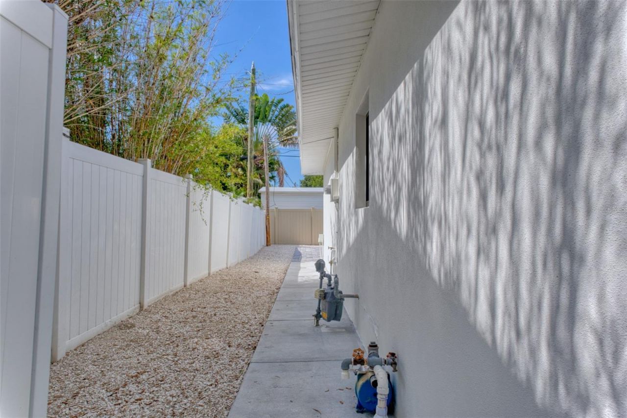 1397 83rd Avenue N, Saint Petersburg, FL 33702 Photo