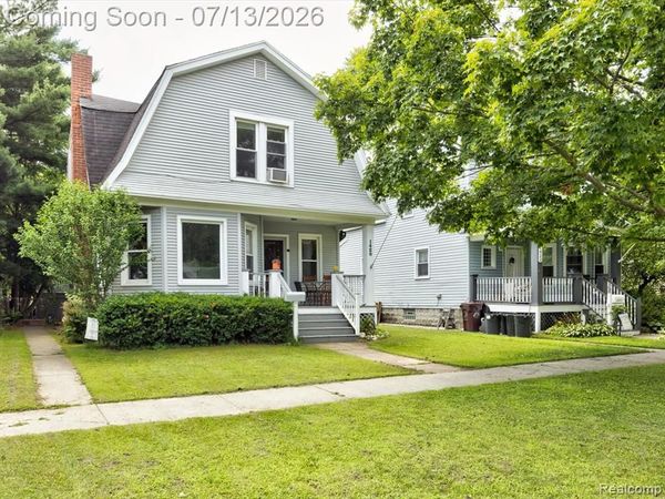 1420 Washington Avenue, Port Huron, MI 48060