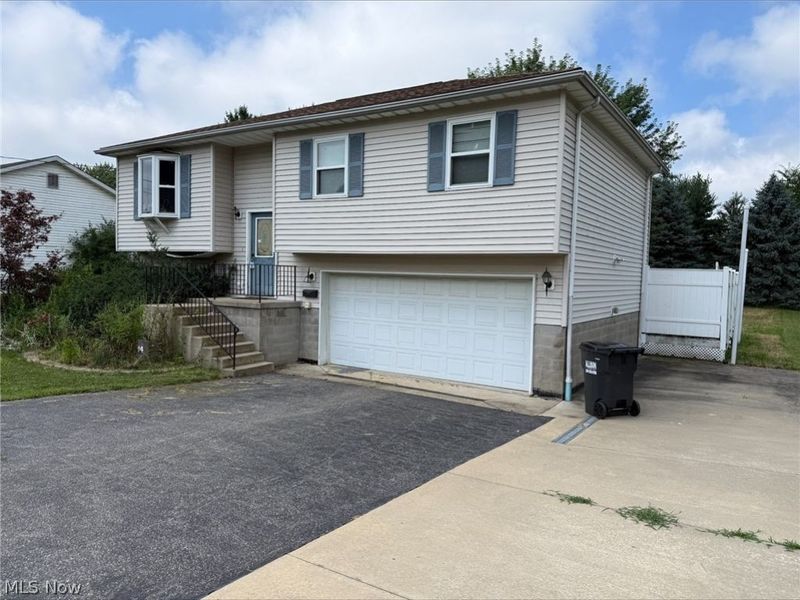 84 Howard Street, Austintown, OH 44515 Photo 3