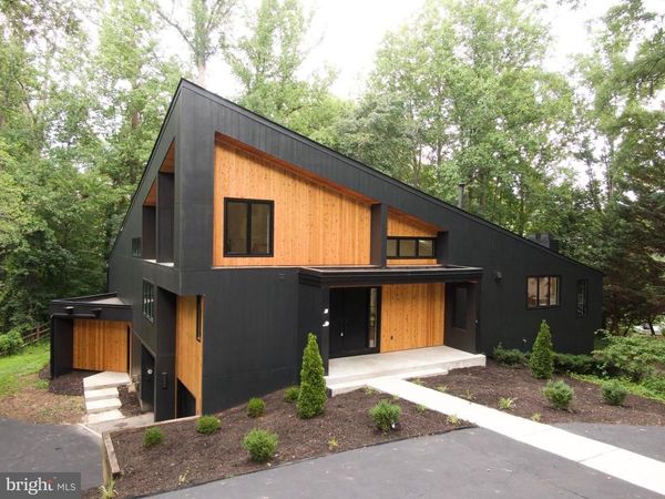 11582 GREENWICH POINT ROAD , RESTON, VA 20194