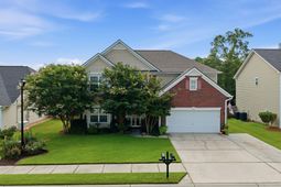 128 Charlesfort Way photo 4