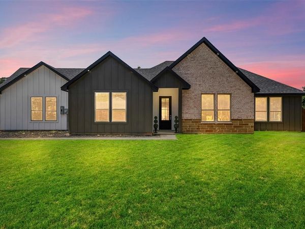 609 Luzon Street, Tool, TX 75143