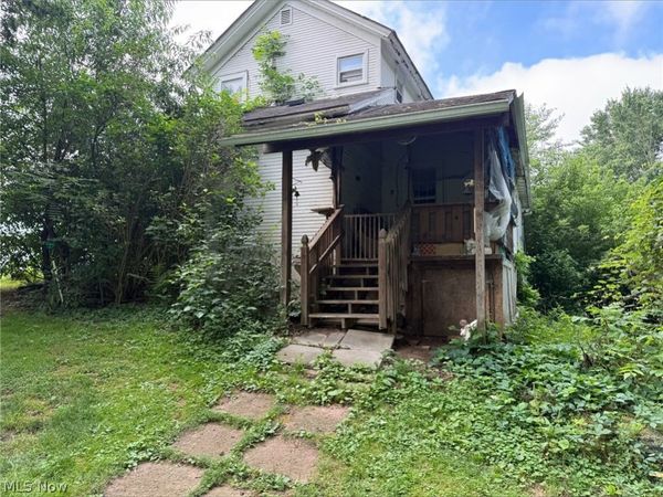 7985 Leaver Avenue NW, Canal Fulton, OH 44614
