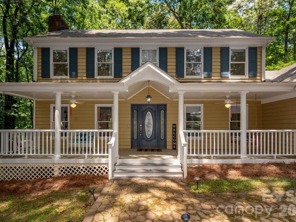 909 Woodland Forest Drive , Waxhaw, NC 28173