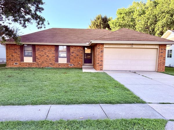 1141 E Cambridge Street , Springfield, MO 65807