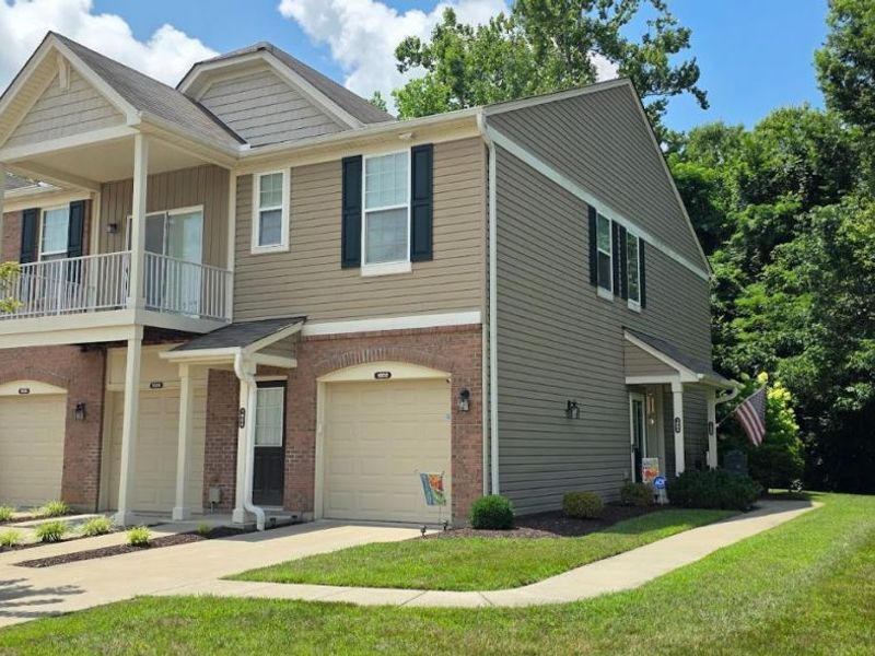 1002 Lost Crossing, Springfield Township, OH 45231 Photo 1