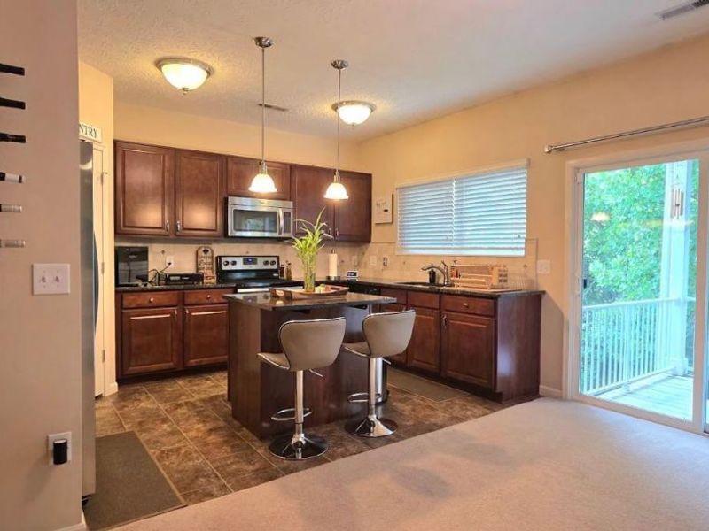 1002 Lost Crossing, Springfield Township, OH 45231 Photo 13