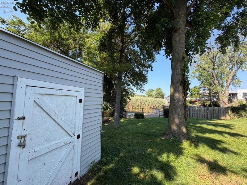 2406 W Monroe Street, Sandusky, OH 44870 Photo 21