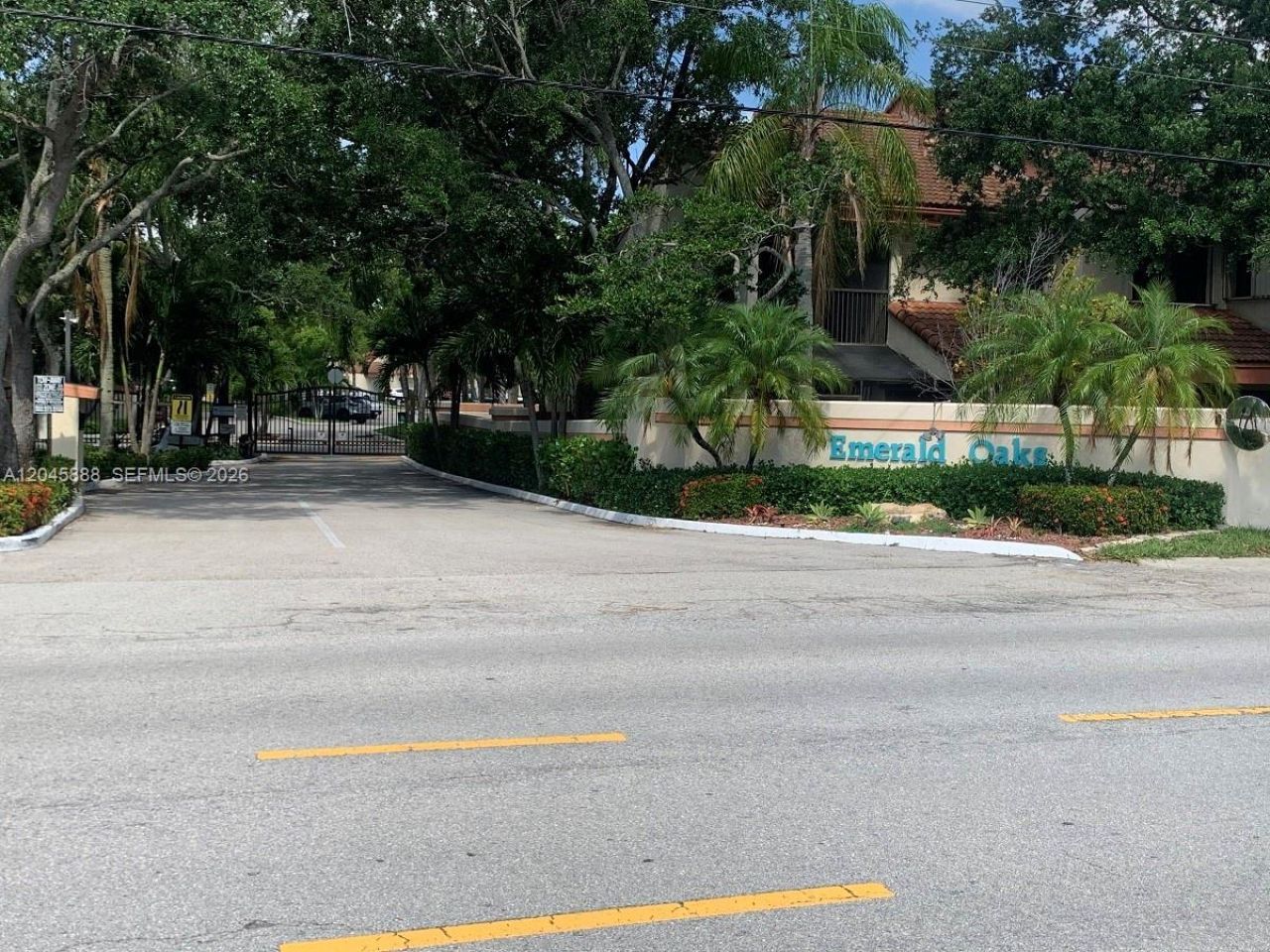 3345 Emerald Oaks Dr, Unit 106, Hollywood, FL 33021 Photo