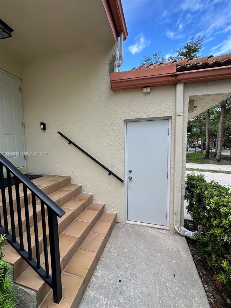 3345 Emerald Oaks Dr, Unit 106, Hollywood, FL 33021 Photo