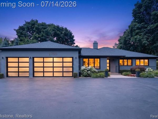 2700 Middlebelt Road, West Bloomfield Twp, MI 48324