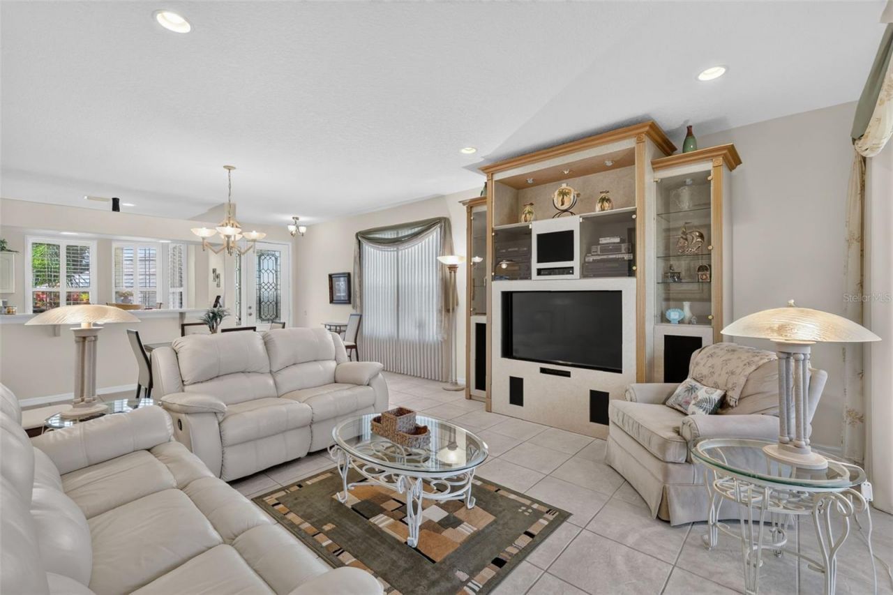 5401 Sir Churchill Drive , Leesburg, FL 34748 Photo