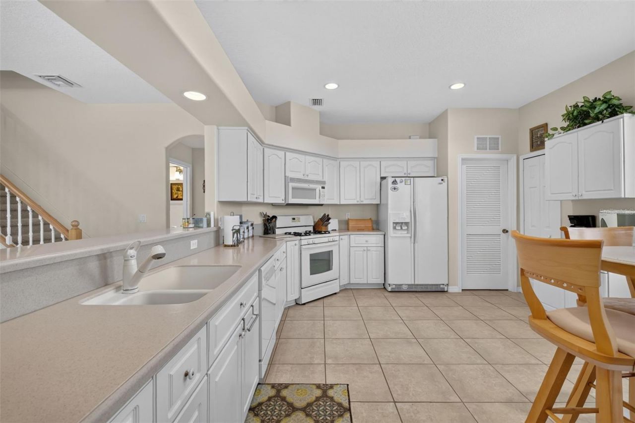 5401 Sir Churchill Drive , Leesburg, FL 34748 Photo