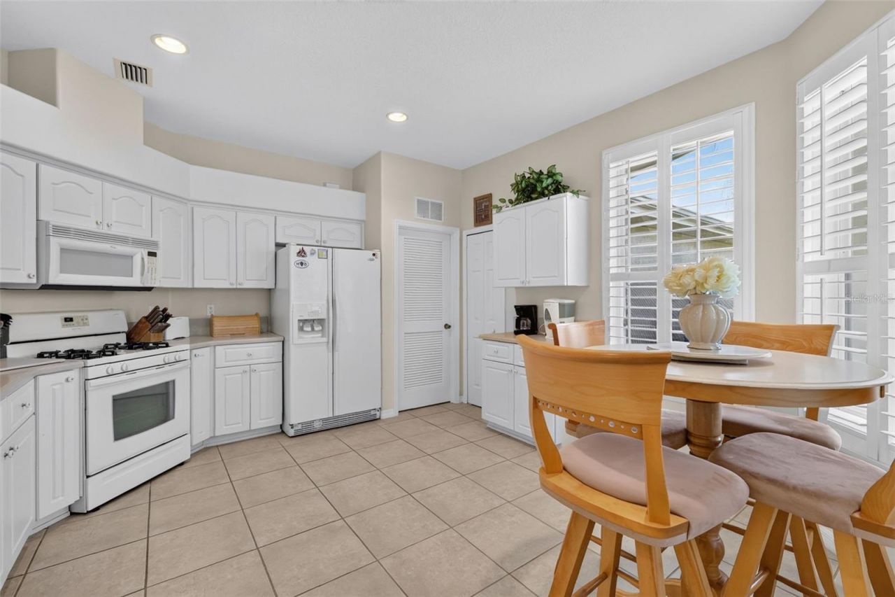 5401 Sir Churchill Drive , Leesburg, FL 34748 Photo