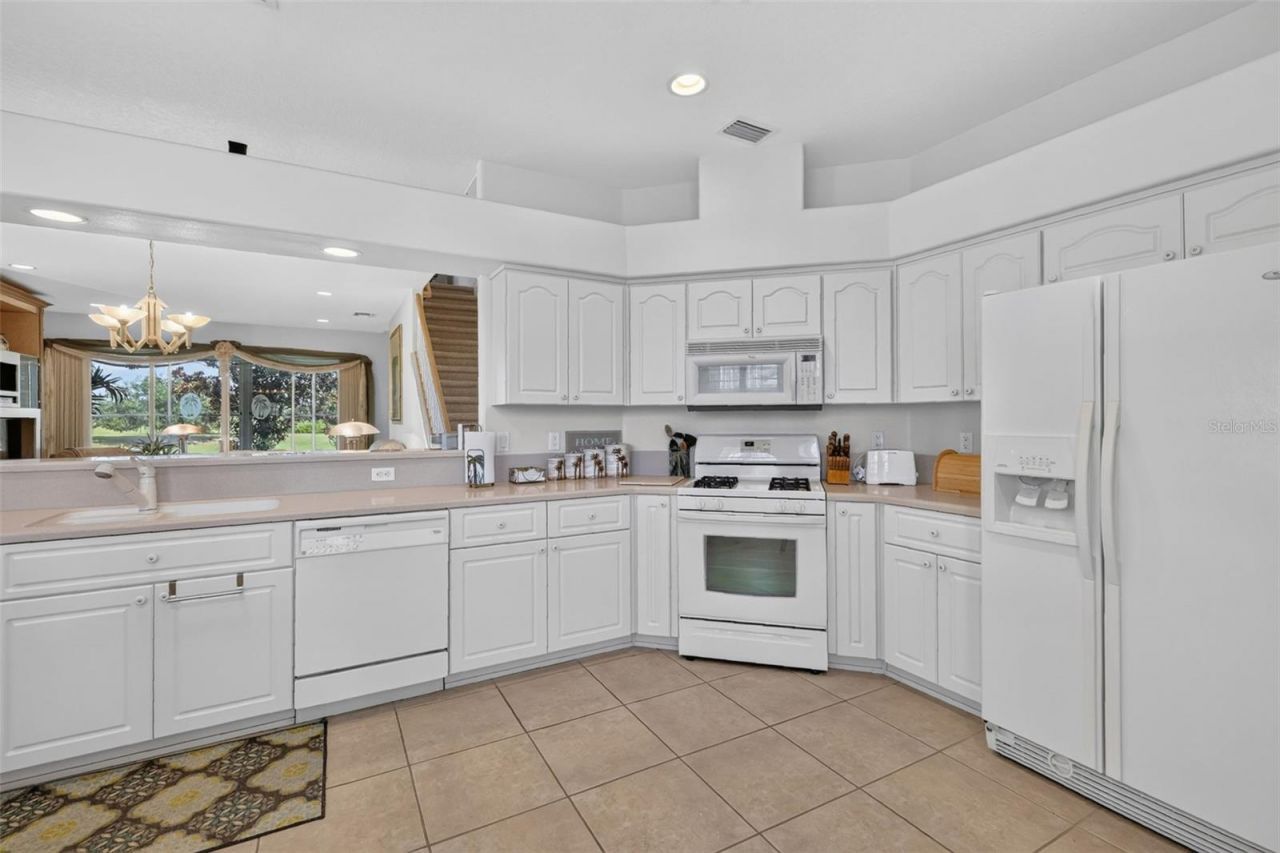 5401 Sir Churchill Drive , Leesburg, FL 34748 Photo