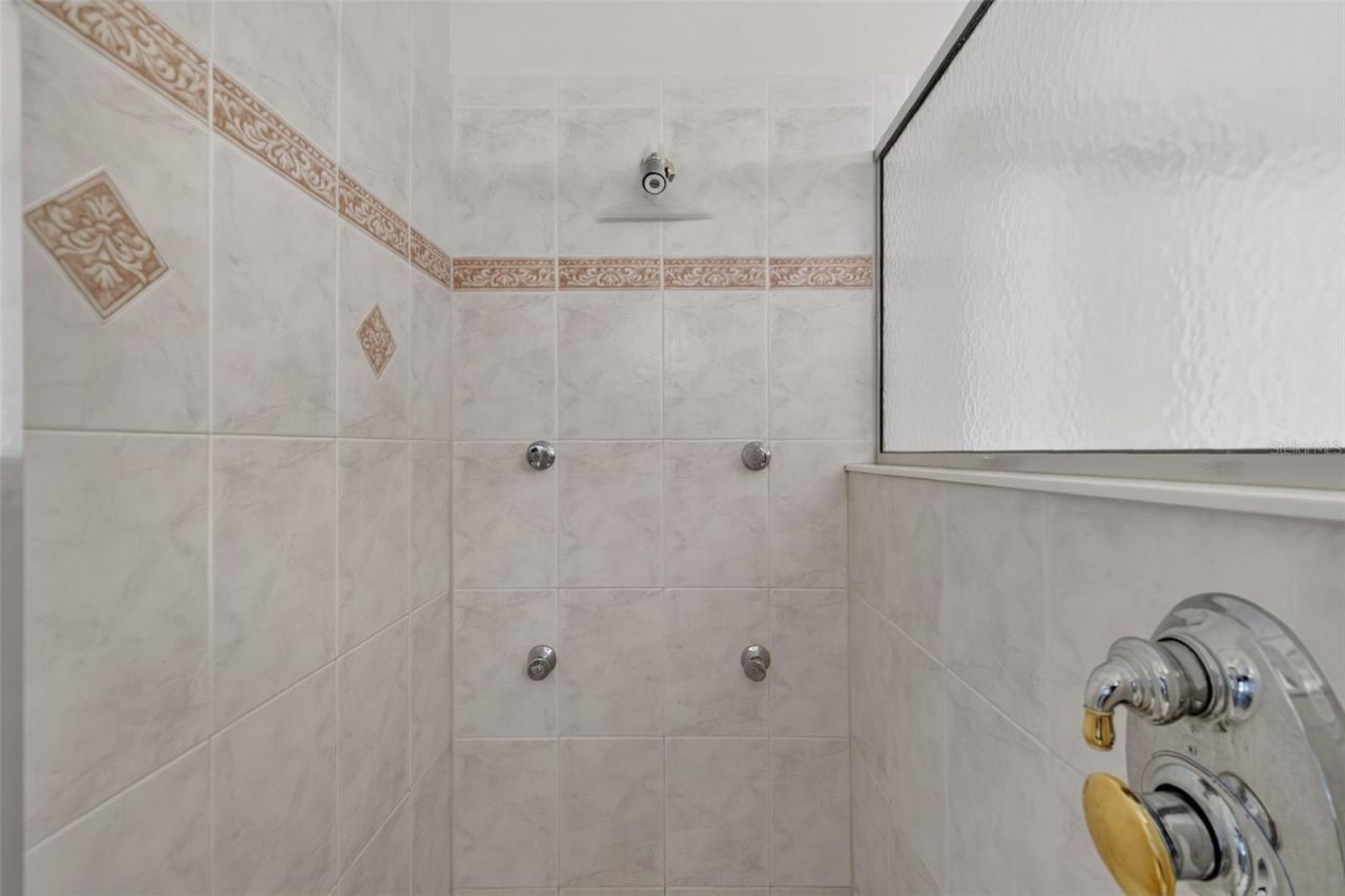 5401 Sir Churchill Drive , Leesburg, FL 34748 Photo