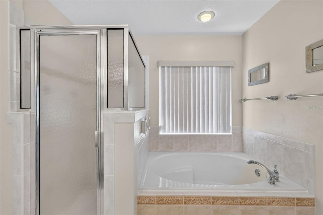 5401 Sir Churchill Drive , Leesburg, FL 34748 Photo