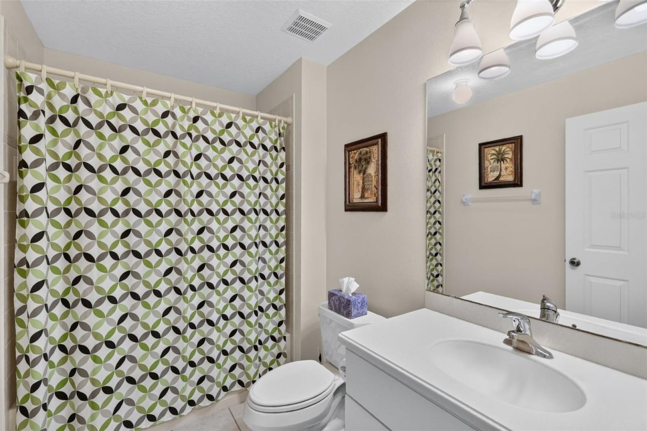 5401 Sir Churchill Drive , Leesburg, FL 34748 Photo