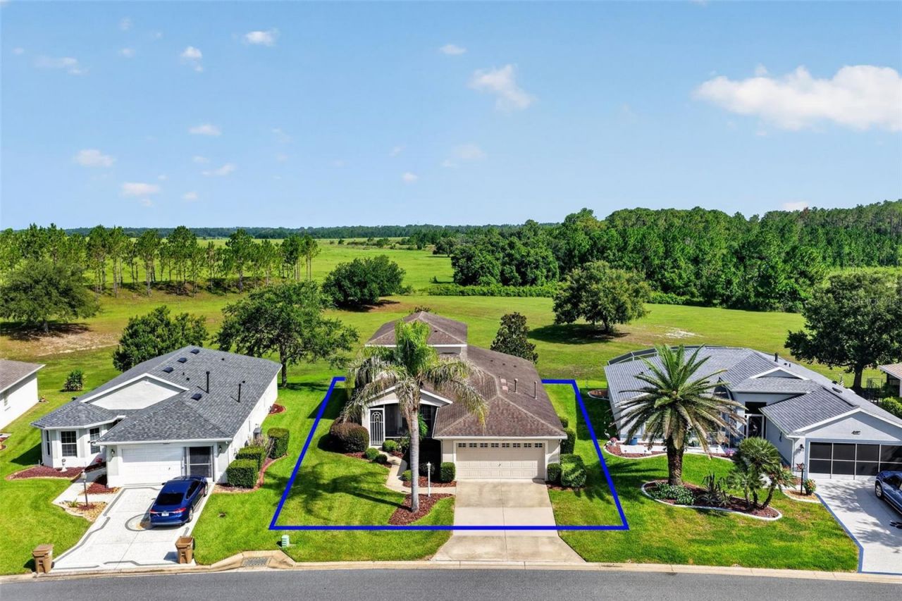 5401 Sir Churchill Drive , Leesburg, FL 34748 Photo
