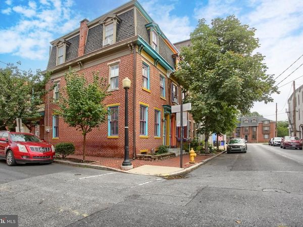 268 CUMBERLAND STREET, HARRISBURG, PA 17102