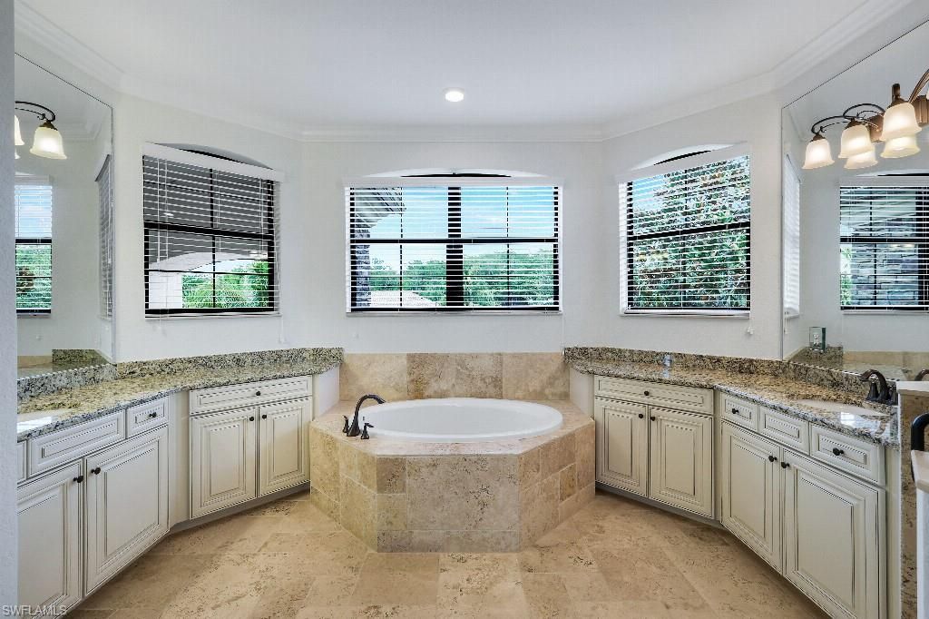 28647 Lisburn Ct, Bonita Springs, FL 34135 Photo