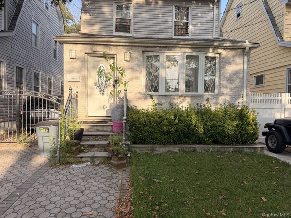 187-22 Keeseville Avenue , Saint Albans, NY 11412