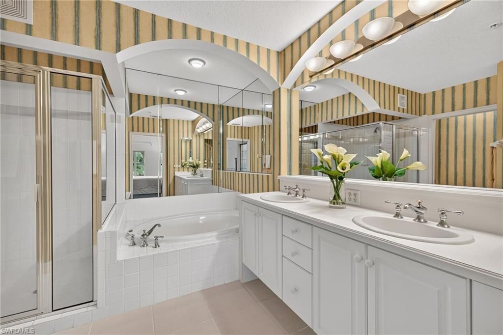 24619 Ivory Cane Dr , Unit 202, Bonita Springs, FL 34134 Photo