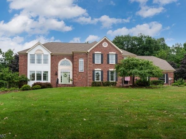 17 Shy Creek Rd, Alexandria, NJ 08867