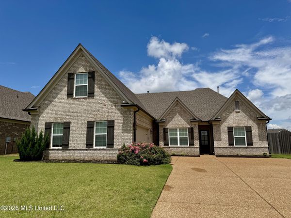 708 Holiday Cove, Hernando, MS 38632