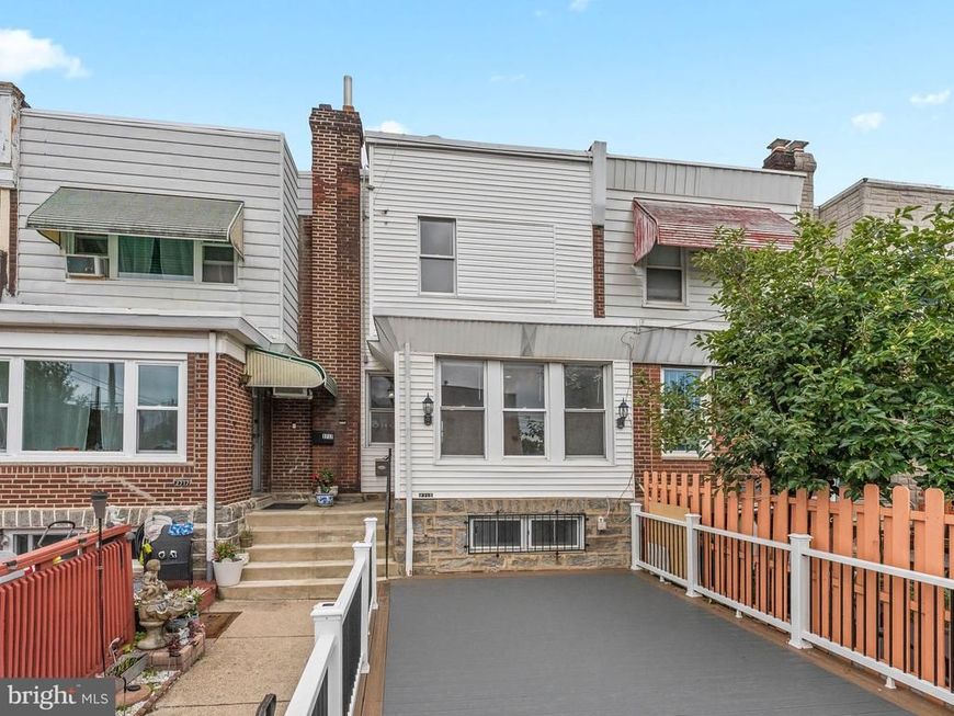 2715 Snyder Avenue, Philadelphia, PA 19145 Main Photo