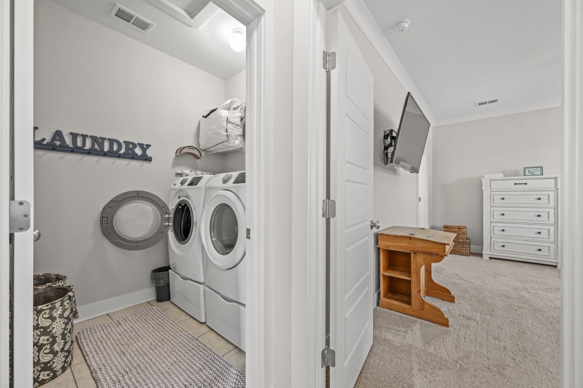 409 Ashby Street Photo 42