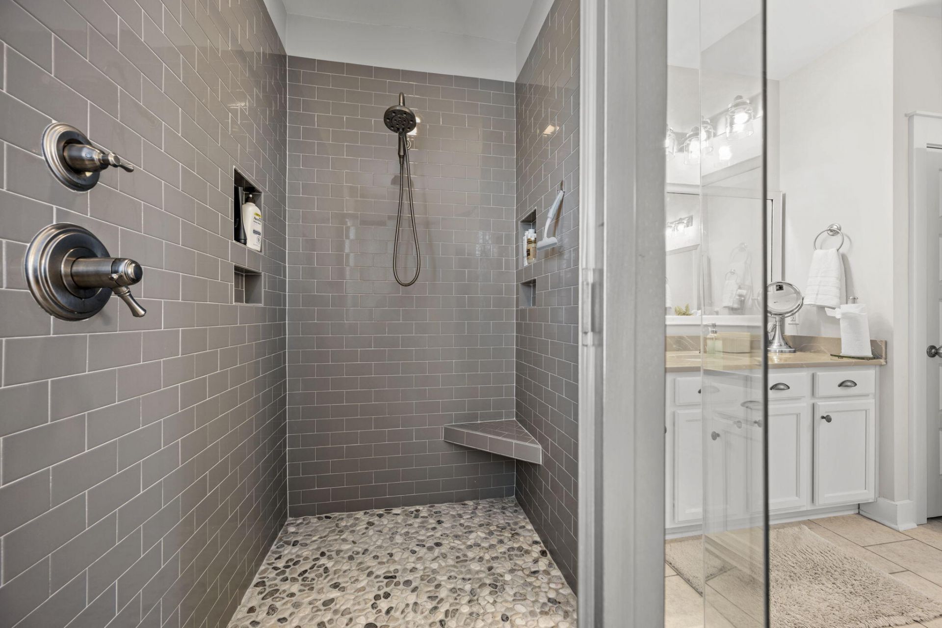 409 Ashby Street Photo 48