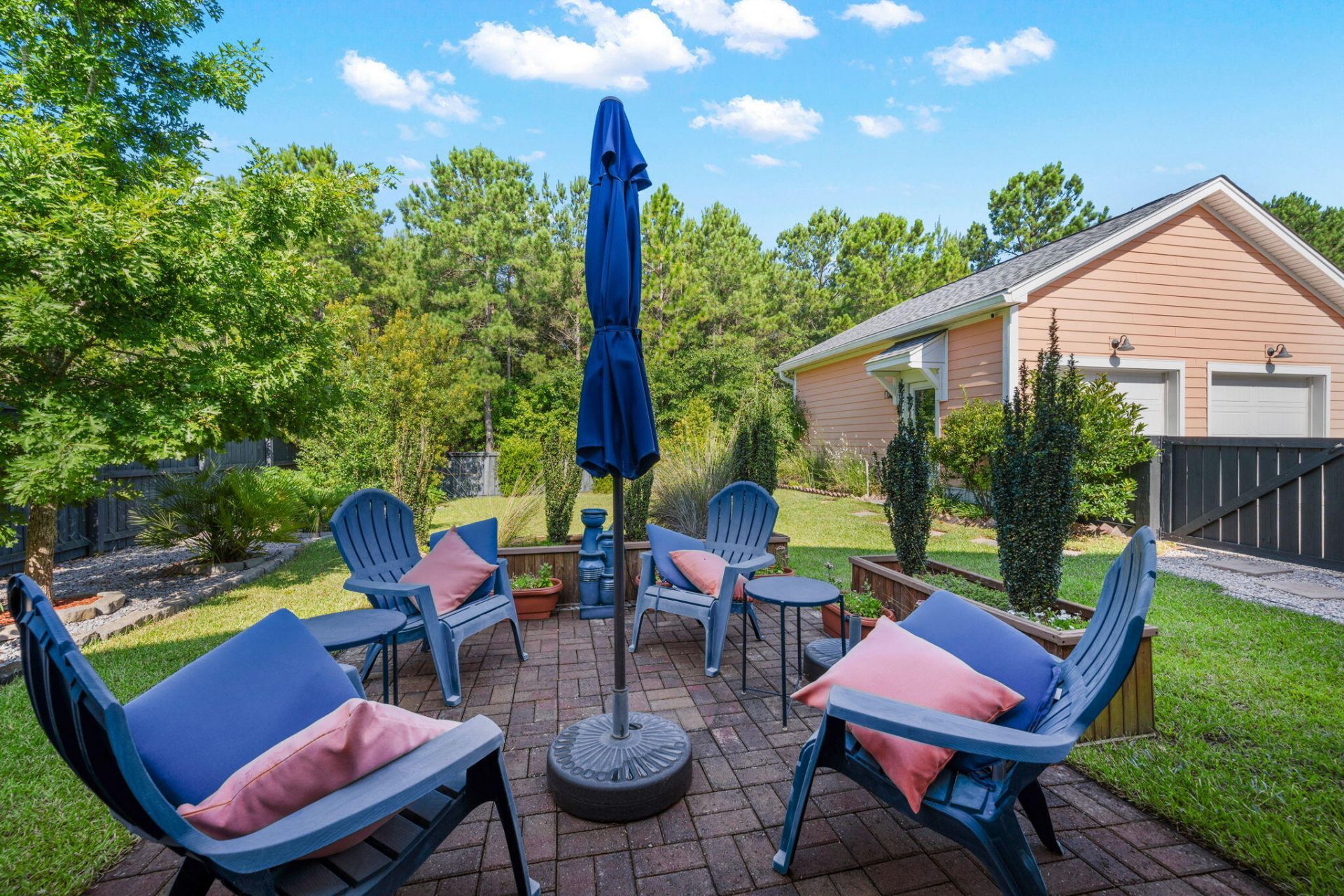 409 Ashby Street Photo 51