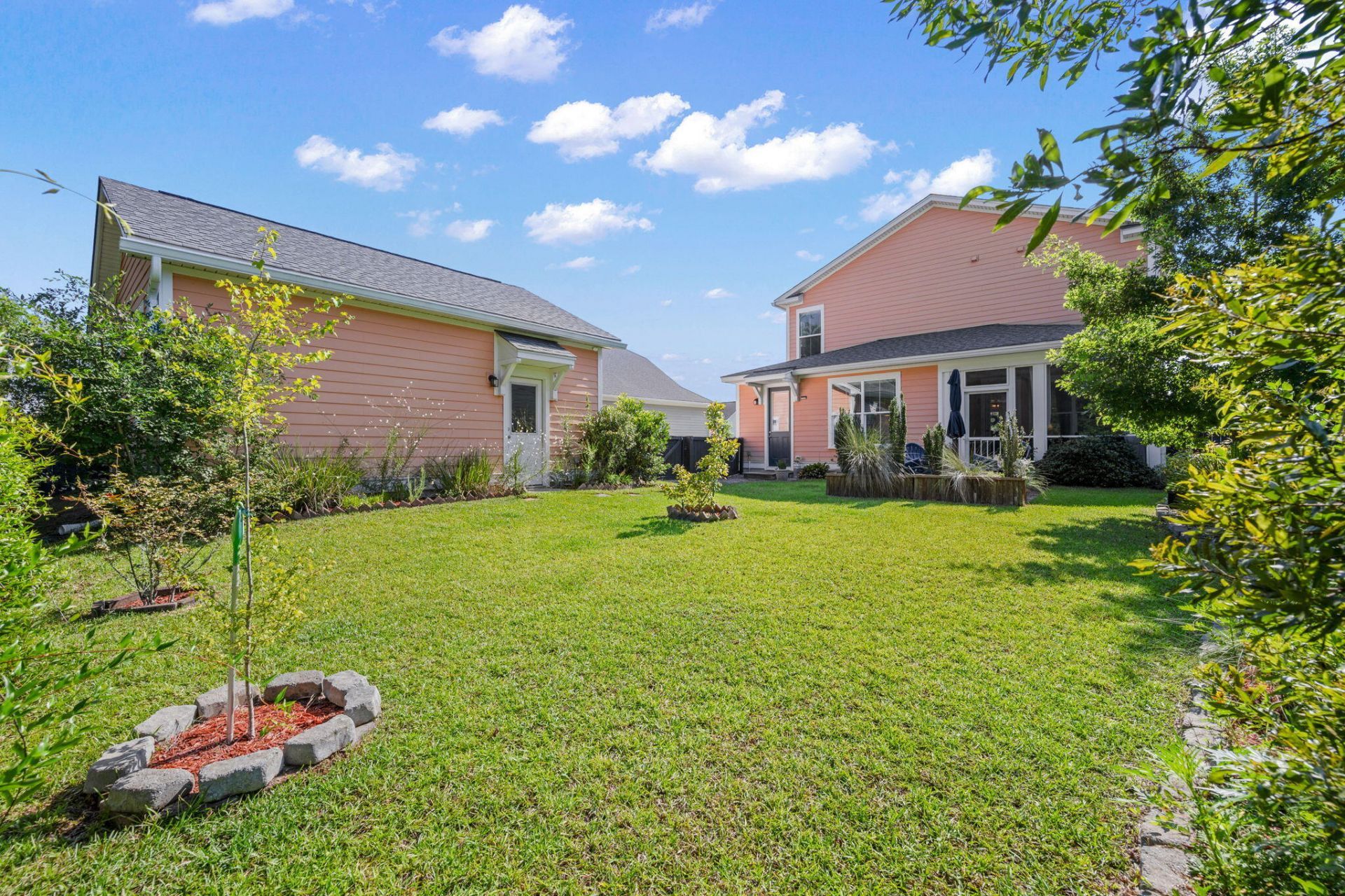 409 Ashby Street Photo 54