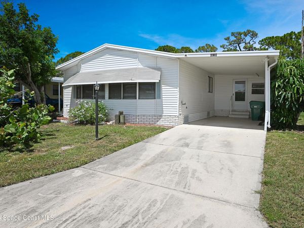 451 E Egret Circle, Barefoot Bay, FL 32976