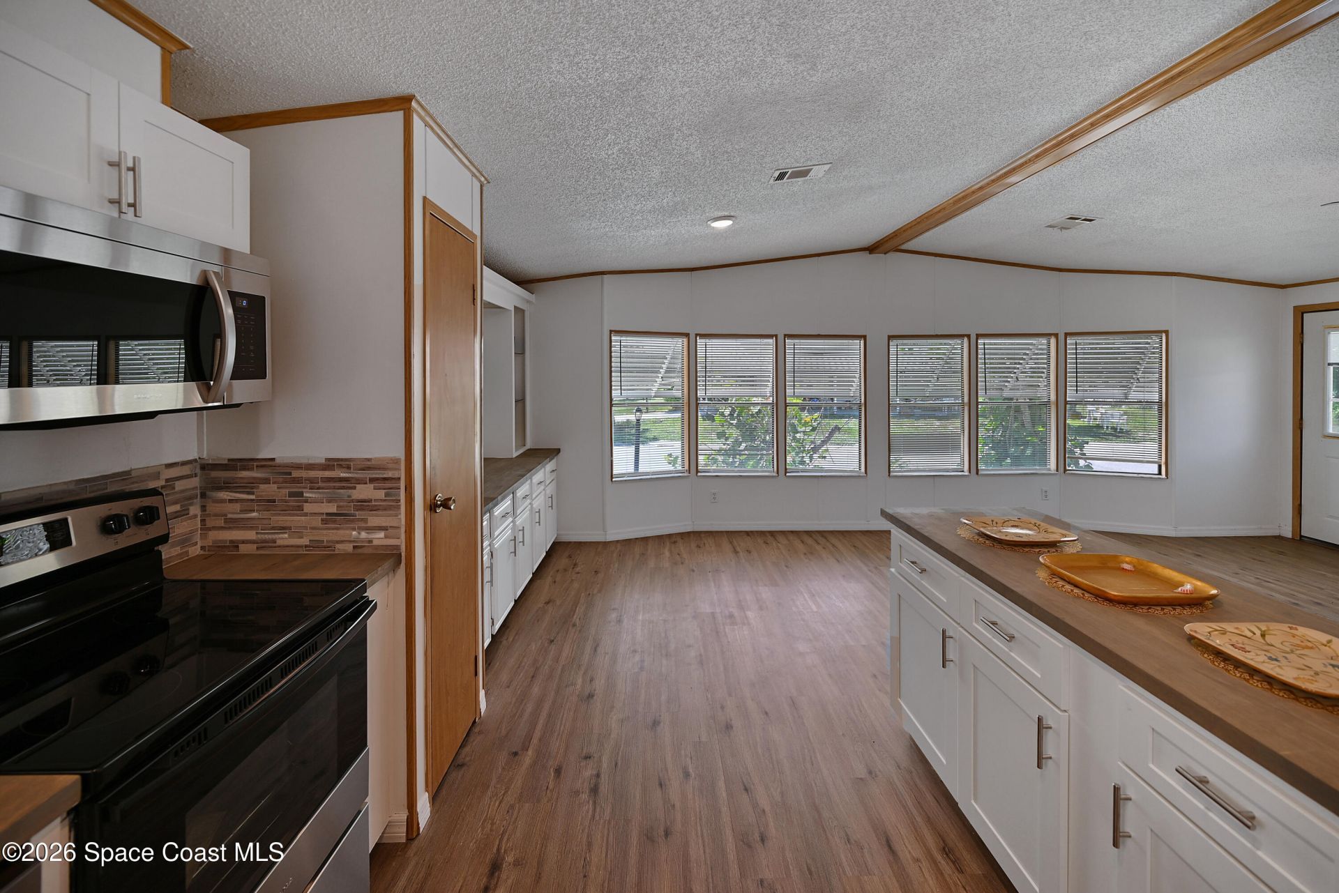 451 E Egret Circle, Barefoot Bay, FL 32976 Photo