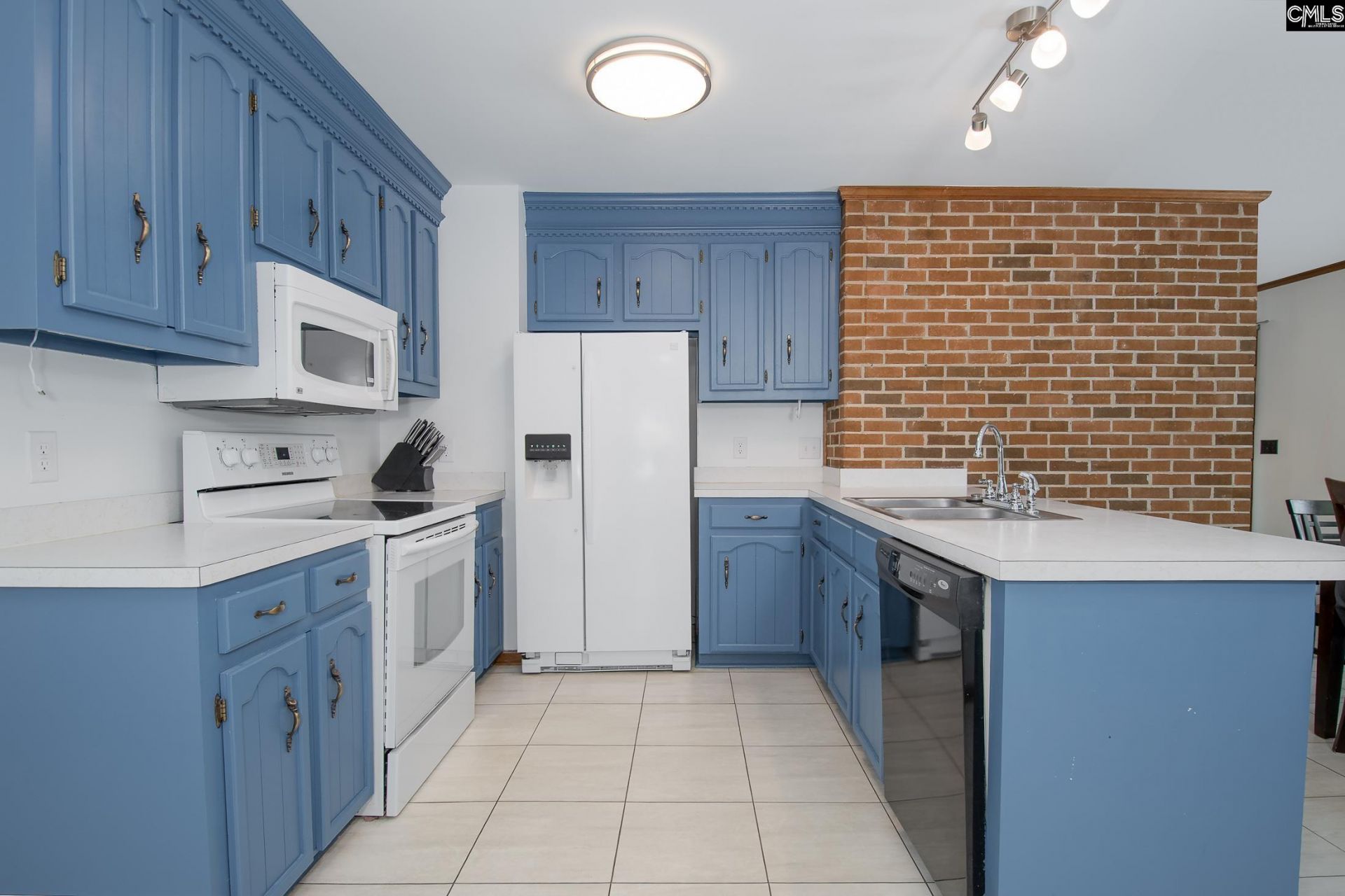 216 Olde Springs Road Photo 12