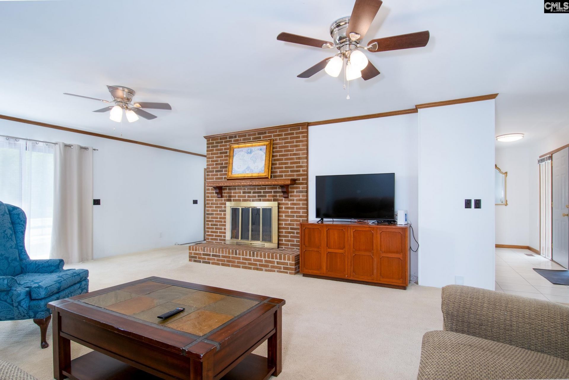 216 Olde Springs Road Photo 7
