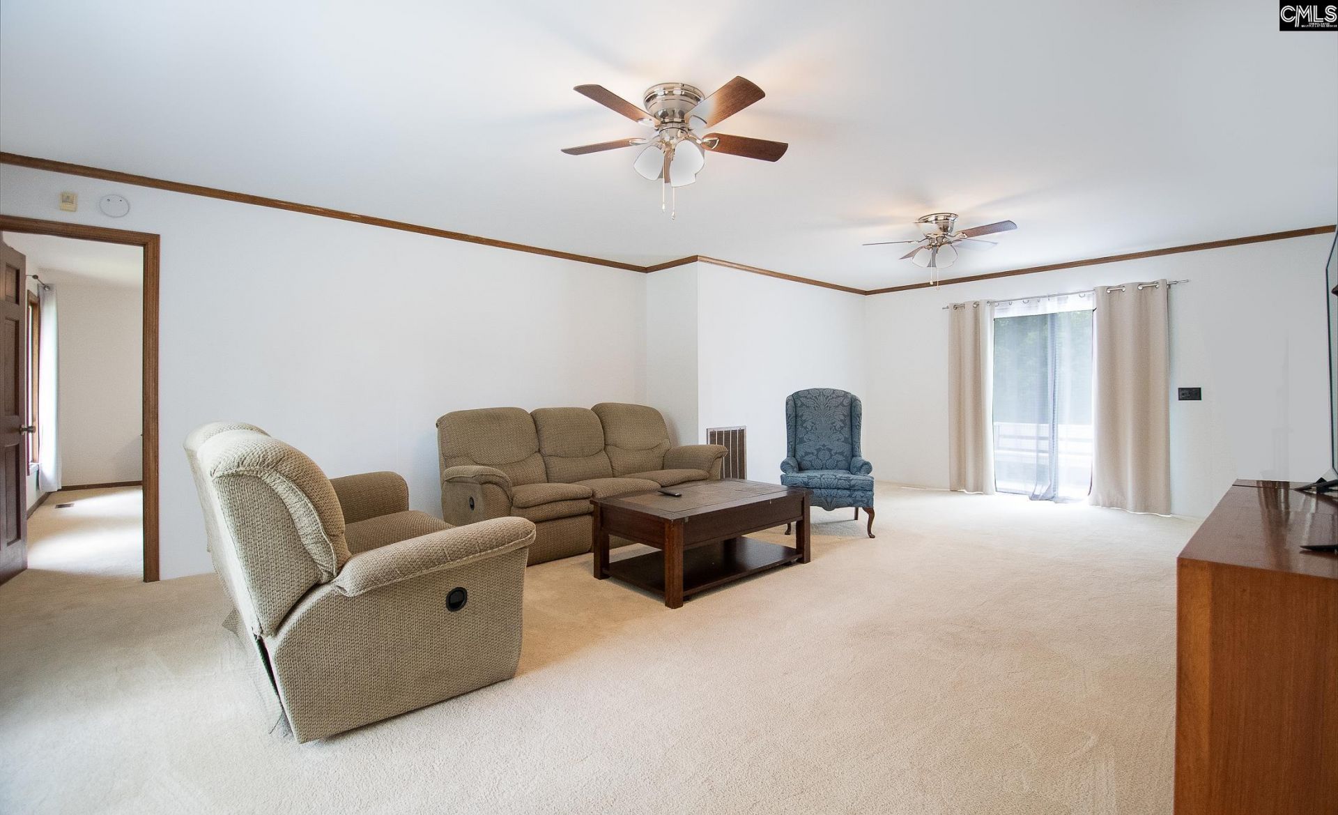 216 Olde Springs Road Photo 9