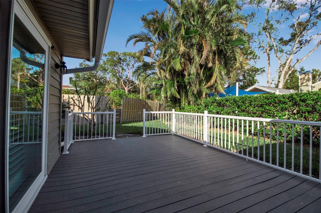 3410 Avenida Madera, Unit B, Bradenton, FL 34210 Photo