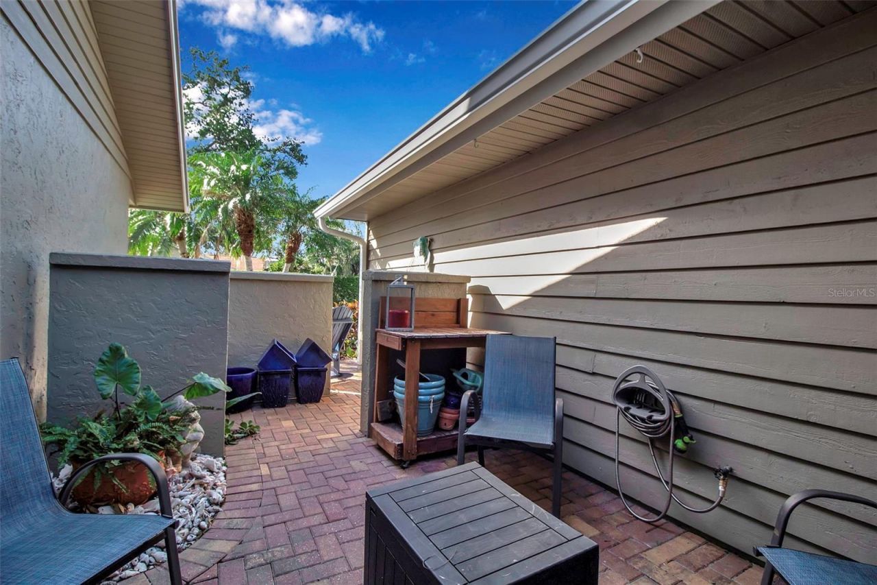 3410 Avenida Madera, Unit B, Bradenton, FL 34210 Photo
