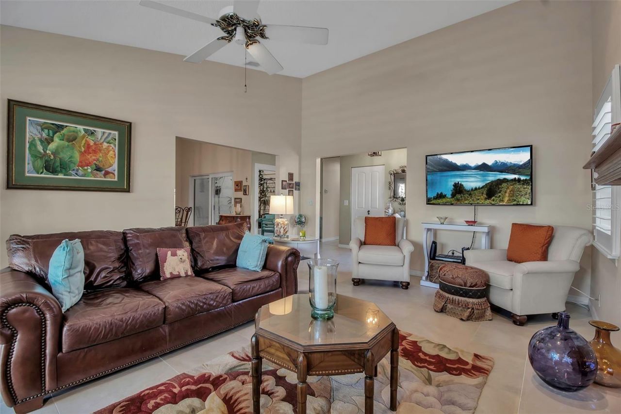 3410 Avenida Madera, Unit B, Bradenton, FL 34210 Photo