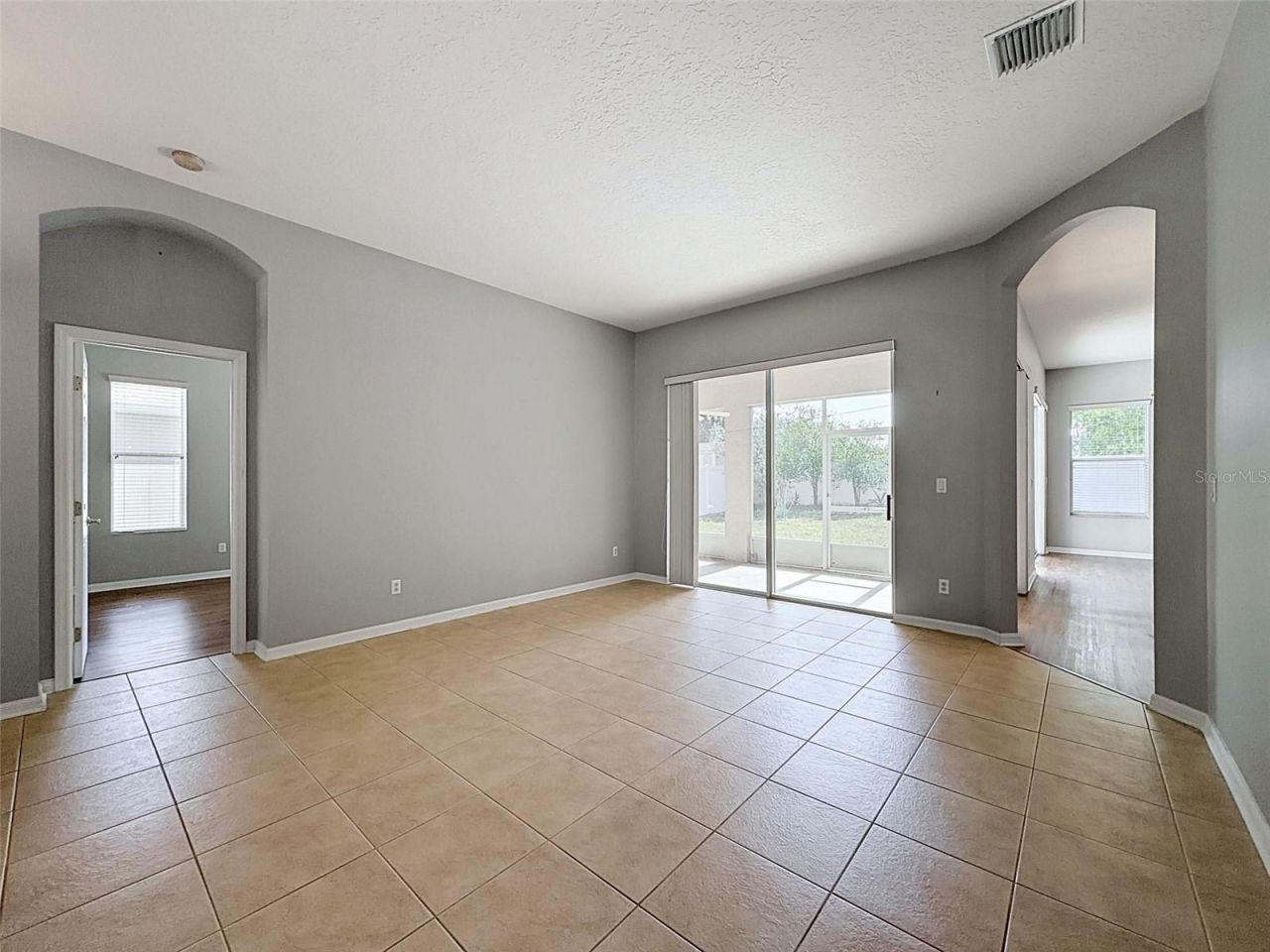 2021 Rutherford Drive , Dover, FL 33527 Photo